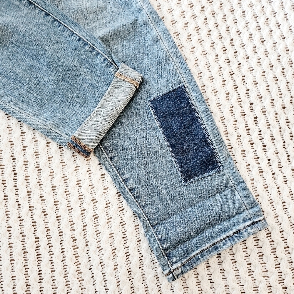 Judy Blue High Rise Medium Wash Patched Straight Leg Boyfriend Fit Jeans 7/28 - Picture 10 of 12